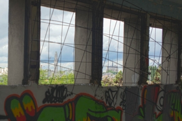 JP-130703-128-Modifier