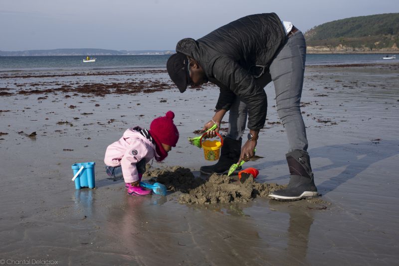 Telgruc-sur-Mer, plage de Trez Bellec, nous sommes pour quelques jours à Auray. Malgré le virus nous ne résistons pas au plaisir (avec précaution) de retrouver Kayla, Laure et Yaya, 17 10 2020